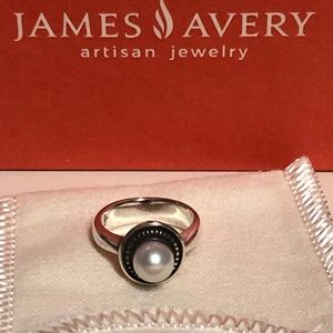 James Avery Pearl Ring size 4